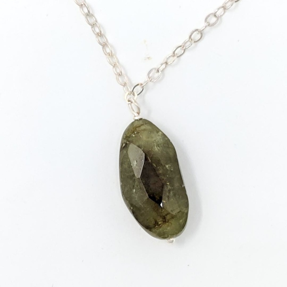 NWT Faceted Green / Red Garnet & Sterling Silver